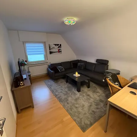 Gemuetliche 2-zimmer-wohnung Nahe Frankfurt Appartement *